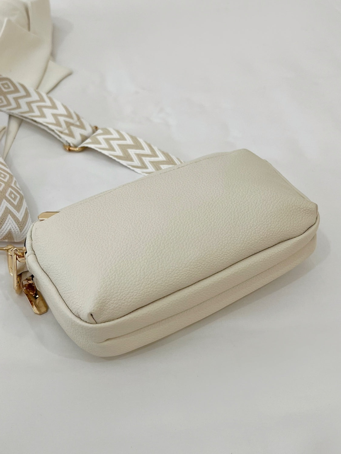 Faux Leather Single Strap Crossbody Bag