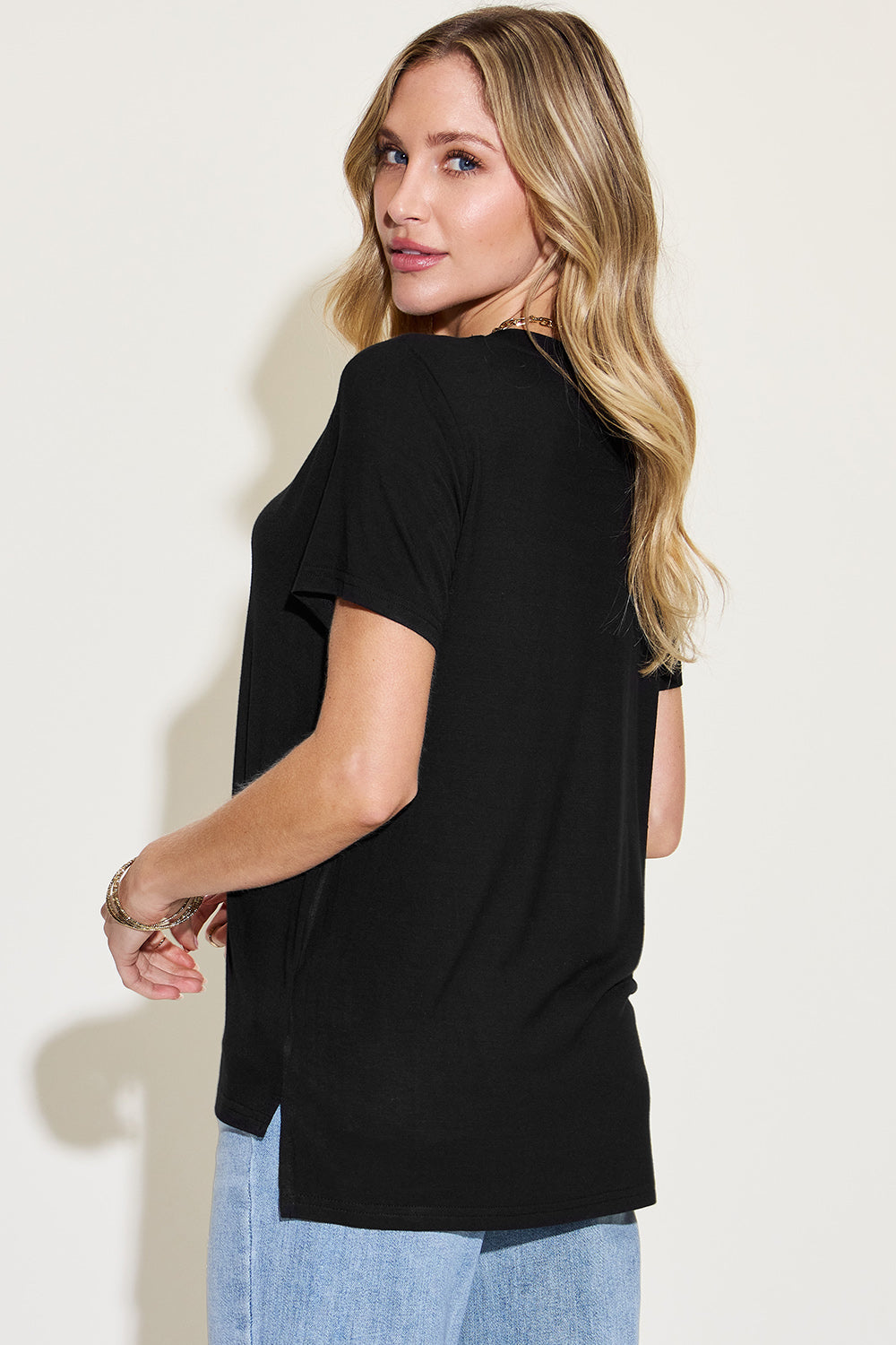 Basic Solid Vneck High-Low Tee