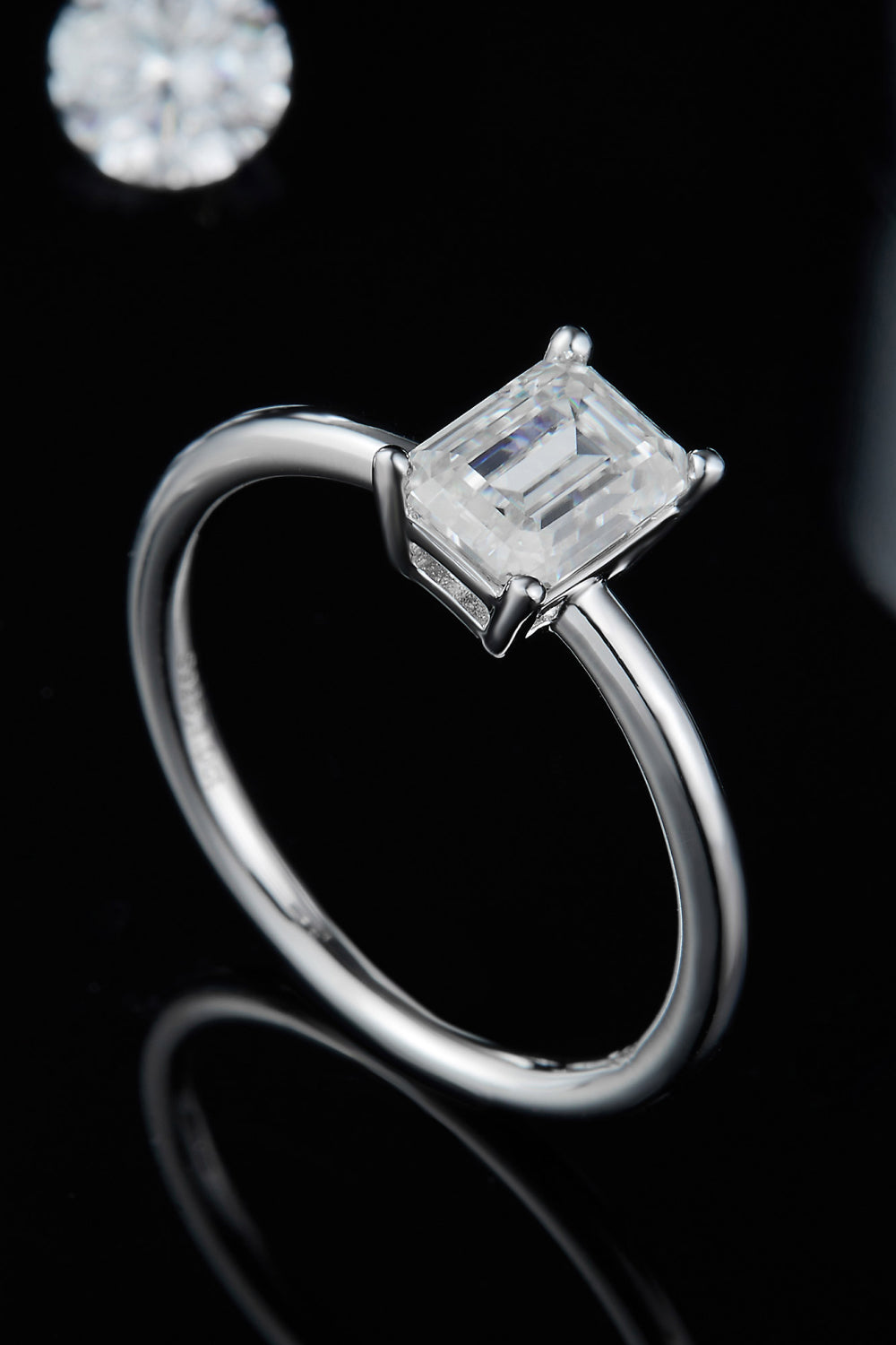 *APP EXCLUSIVE* 1 Carat Moissanite 925 Sterling Silver Solitaire Ring