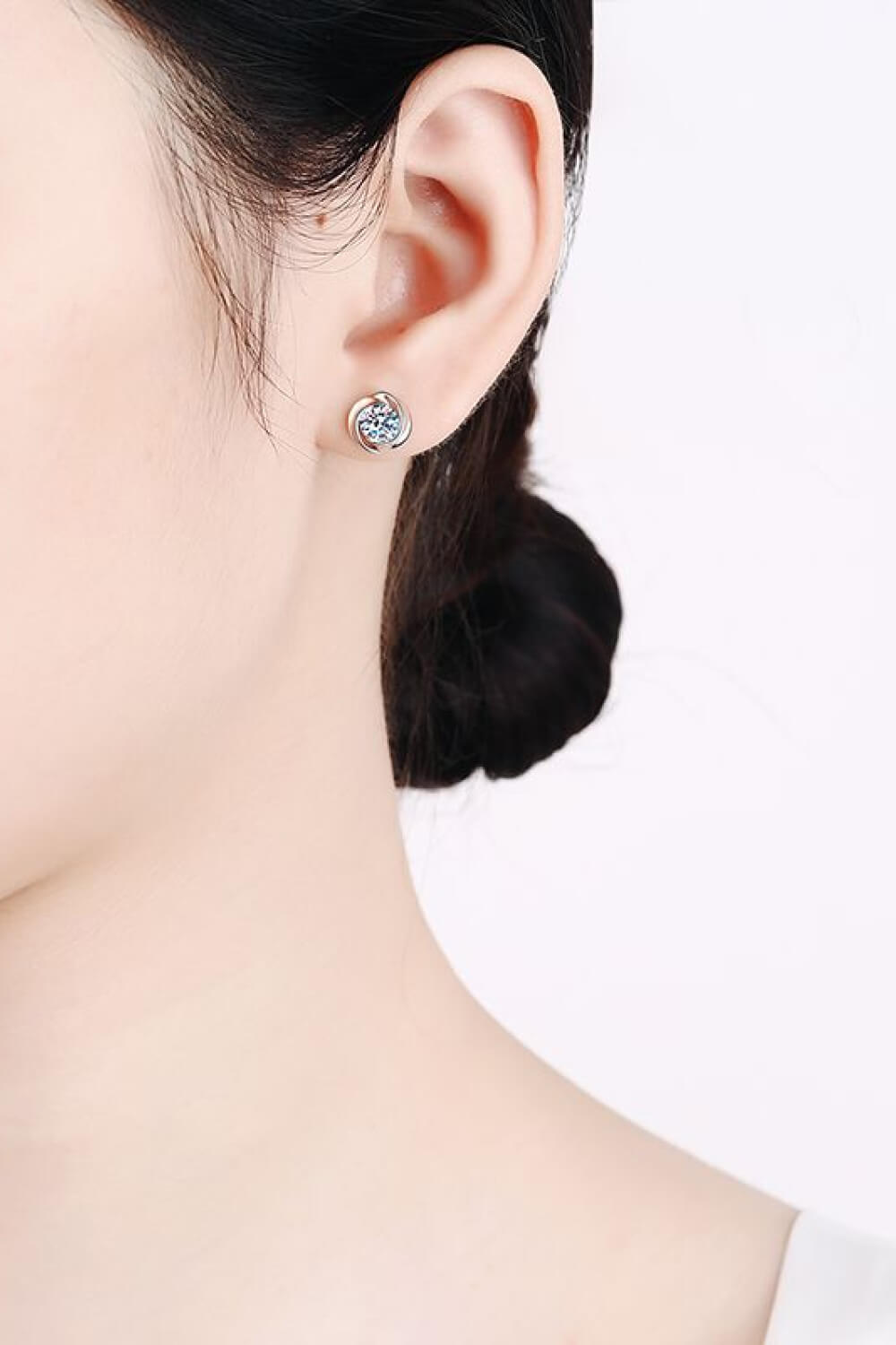 *APP EXCLUSIVE* Feeling Fun Moissanite Stud Earrings