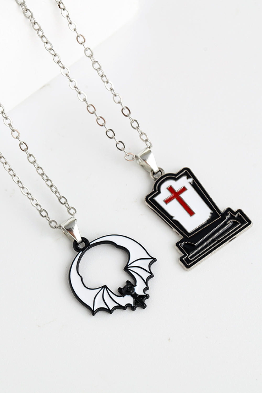 *APP EXCLUSIVE* Two-Piece Halloween Necklace Set