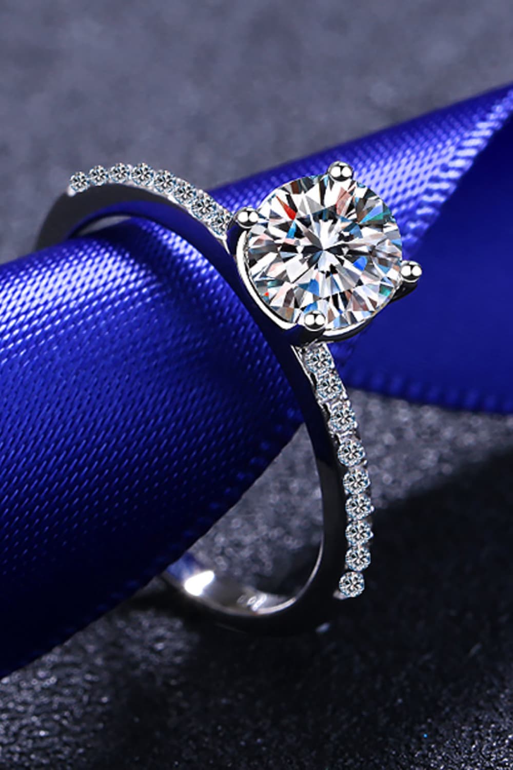 *APP EXCLUSIVE* 1 Carat Moissanite Rhodium-Plated Side Stone Ring