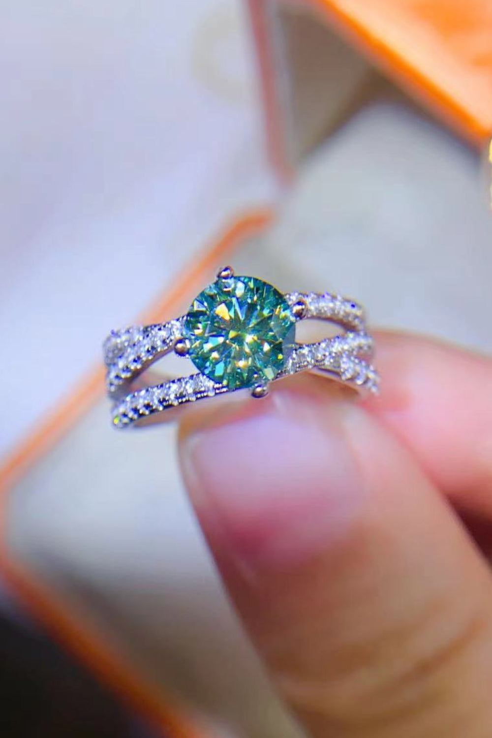 *APP EXCLUSIVE* 1 Carat Moissanite Contrast 925 Sterling Silver Ring