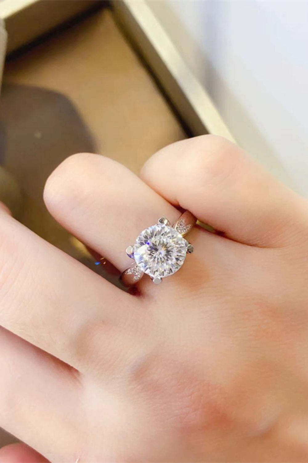 * APP EXCLUSIVE* 2 Carat Moissanite 925 Sterling Silver Ring