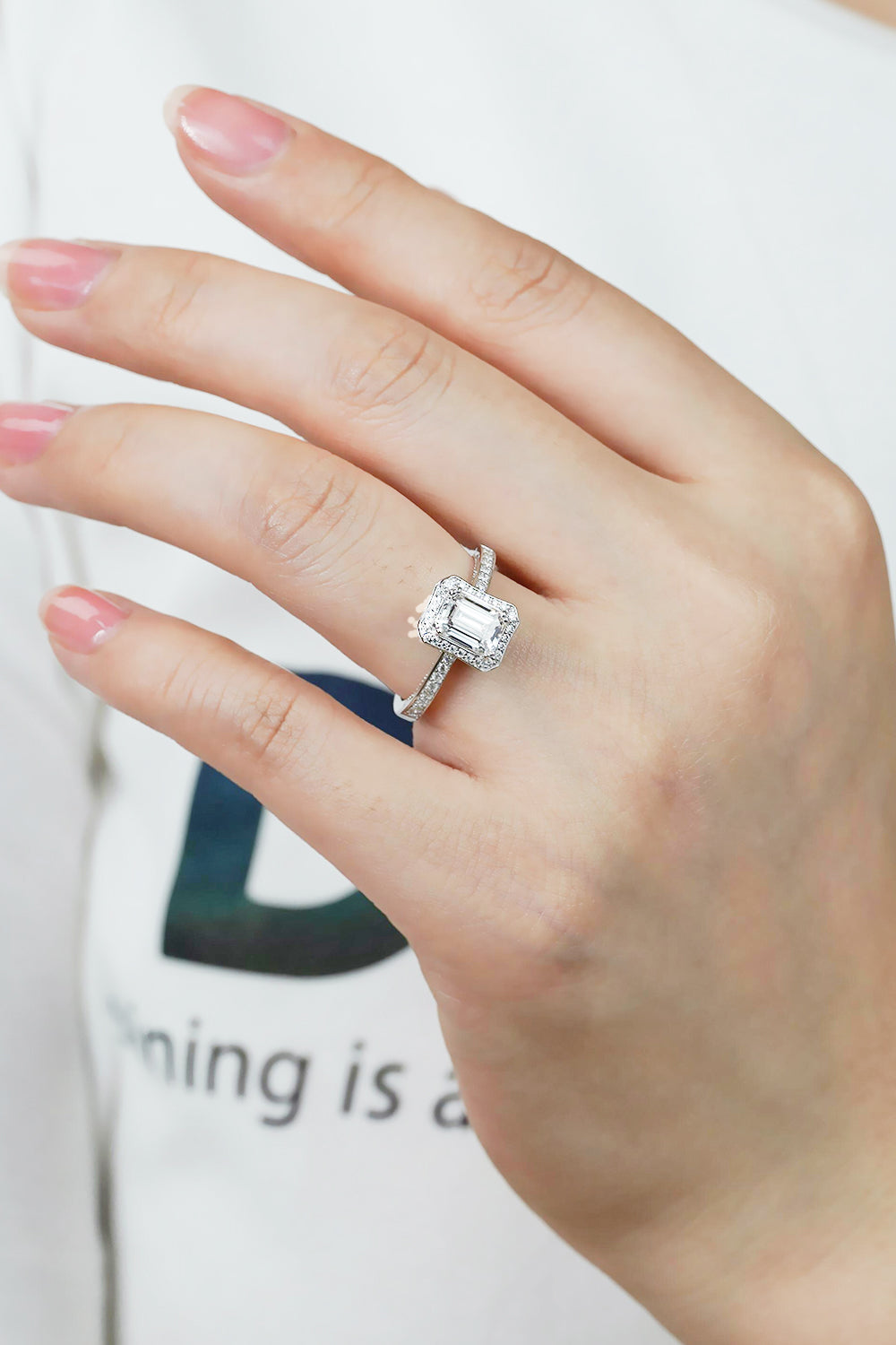 *APP EXCLUSIVE* 1 Carat Moissanite 925 Sterling Silver Halo Ring