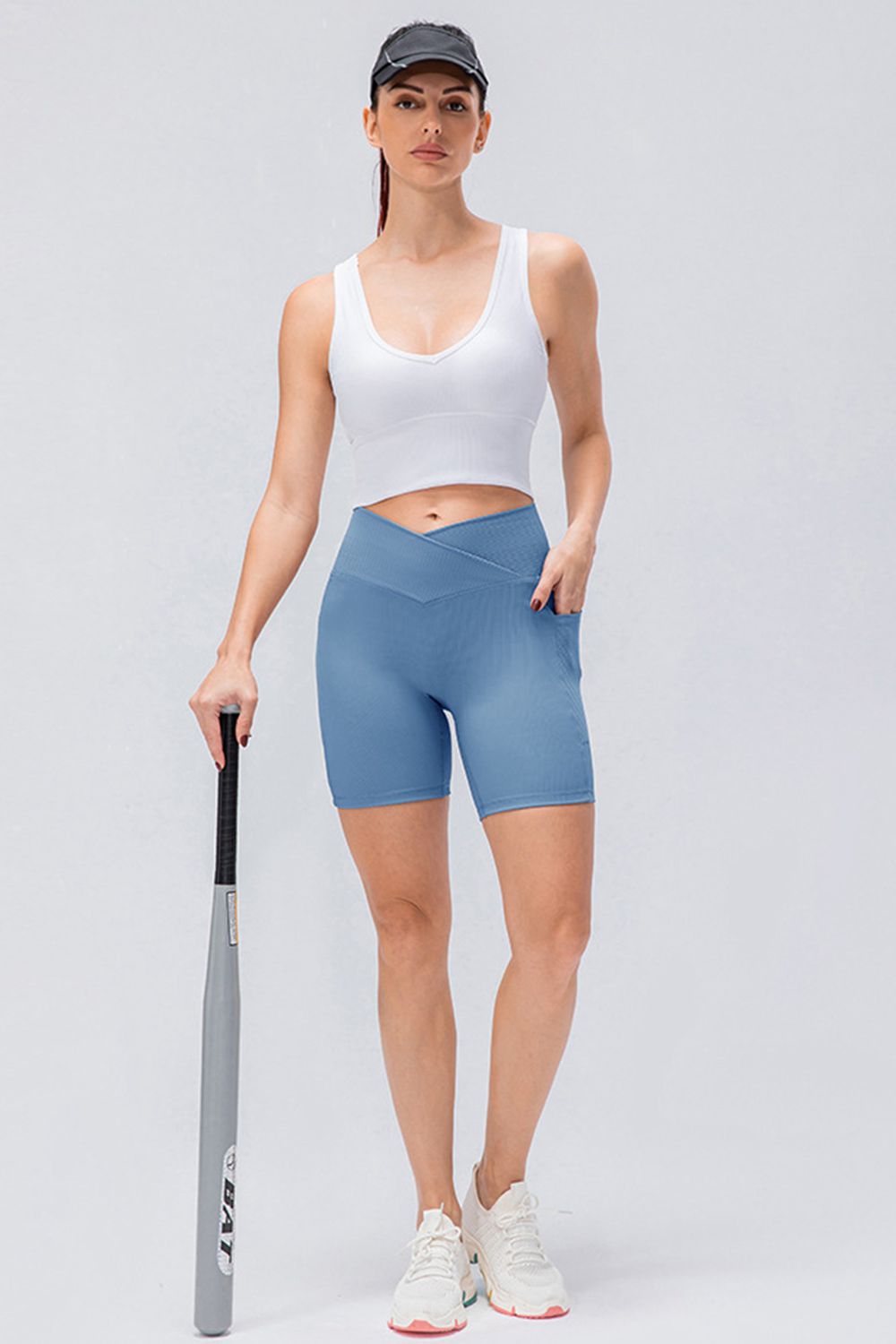 *APP EXCLUSIVE* Slim Fit V-Waistband Sports Shorts
