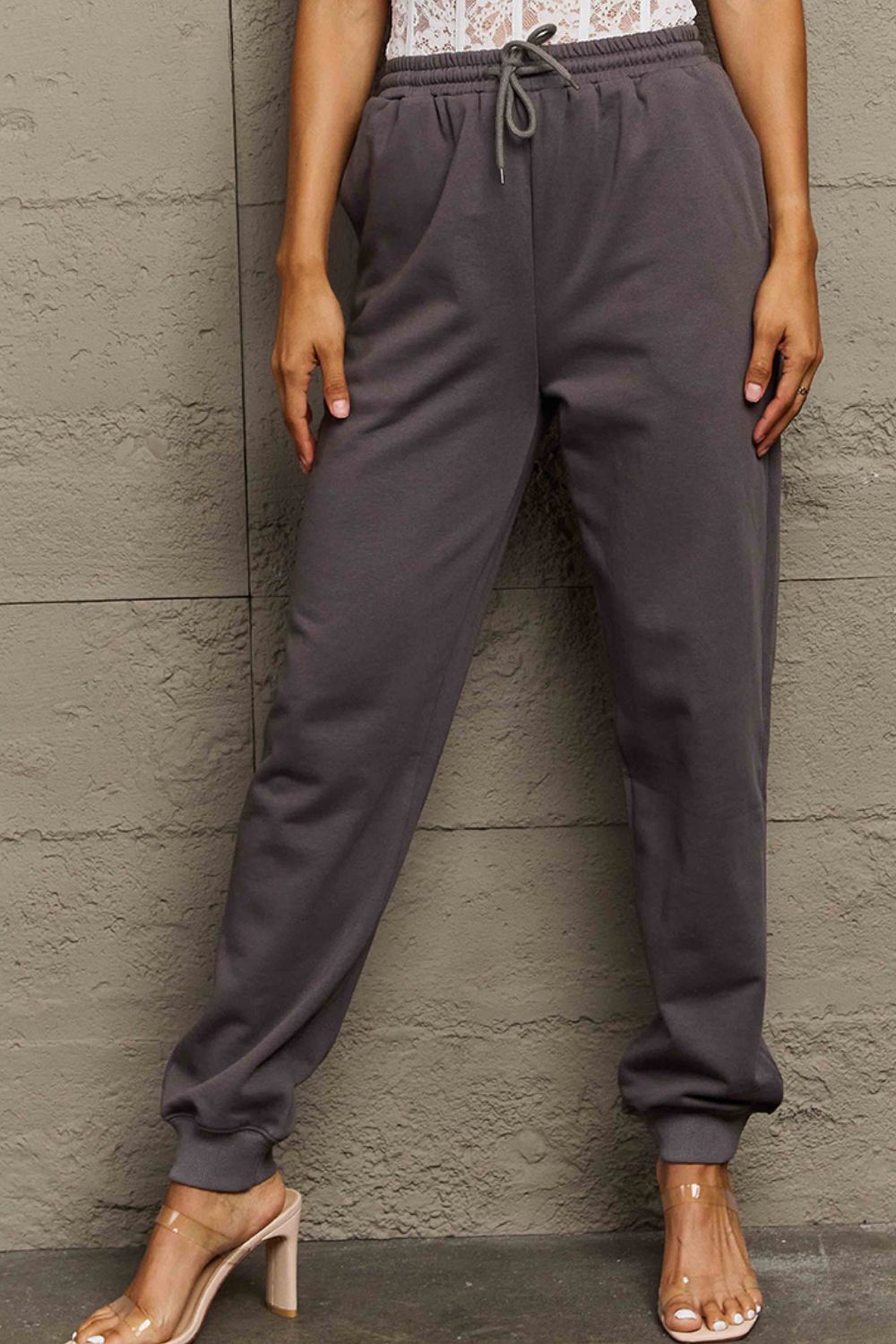 *APP EXCLUSIVE* Solid Drawstring Joggers