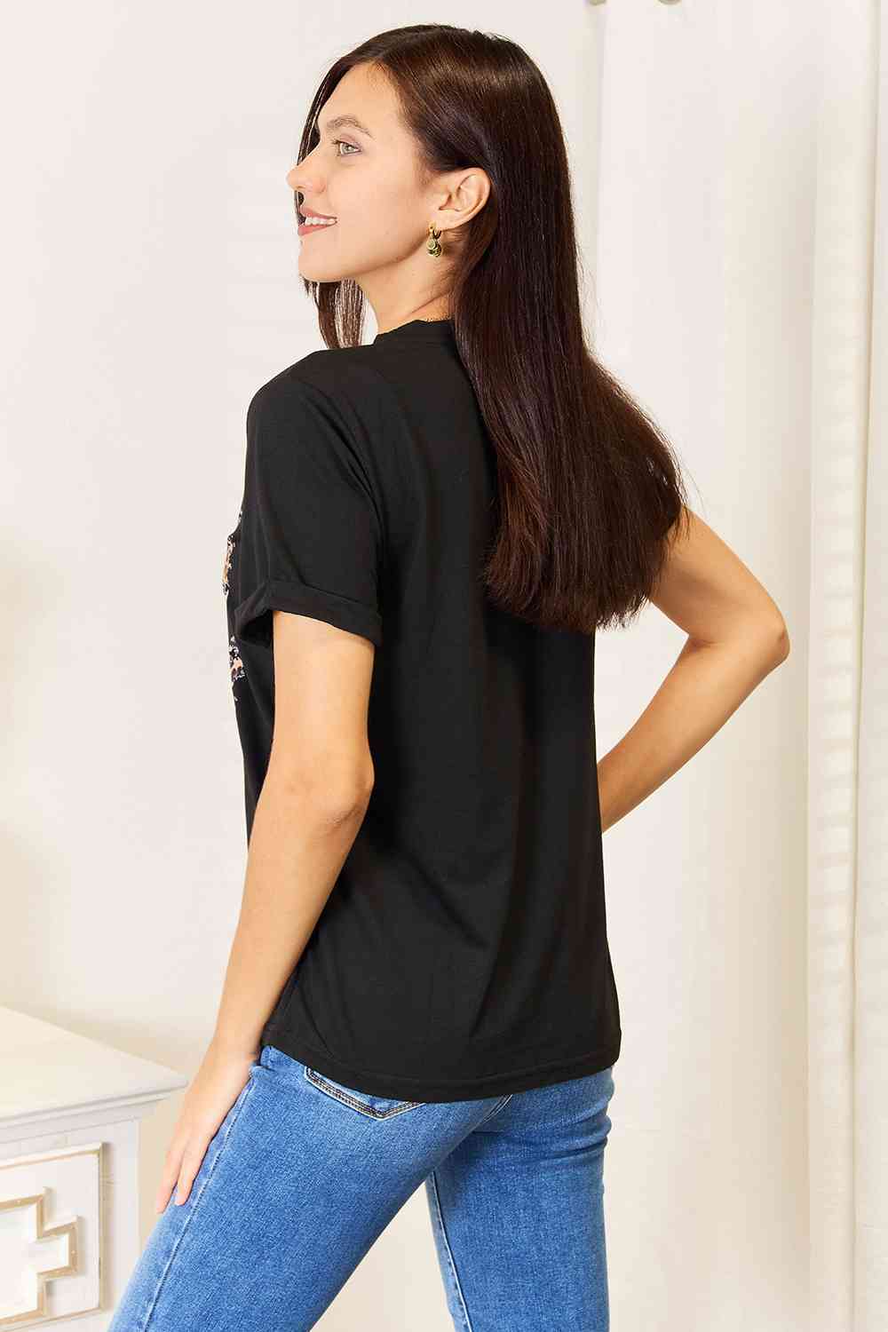*APP EXCLUSIVE* WIFE MOM BOSS Leopard Graphic T-Shirt