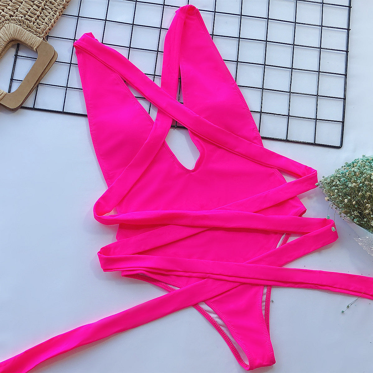 *APP EXCLUSIVE* Halter Neck Deep V One-Piece Swimsuit