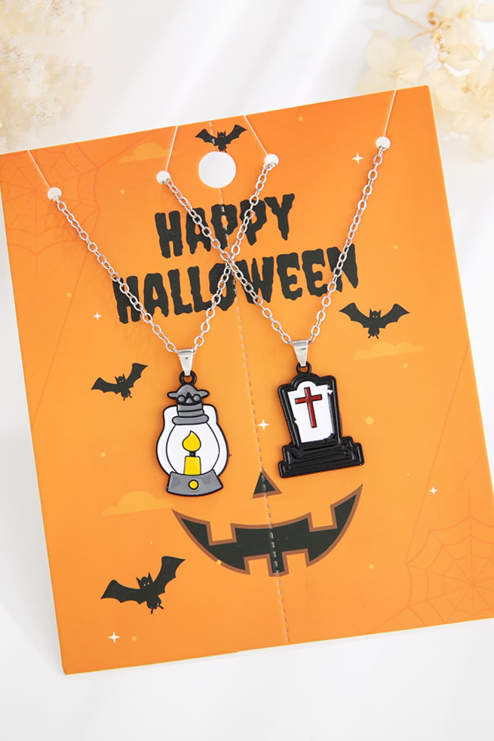 *APP EXCLUSIVE* Two-Piece Halloween Necklace Set
