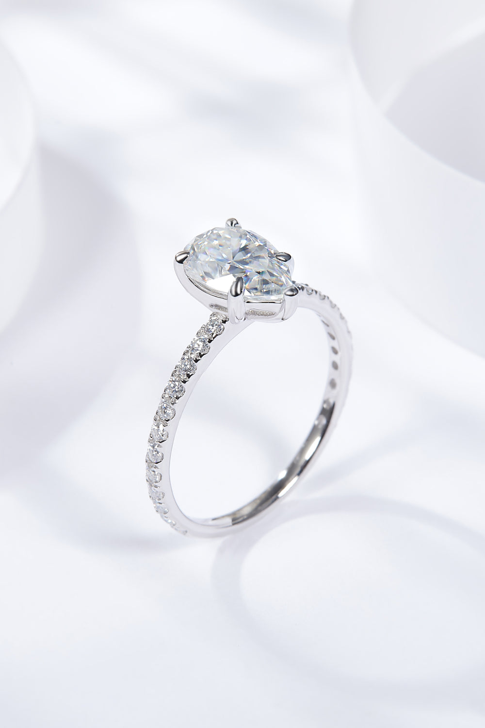 *APP EXCLUSIVE* 1.8 Carat Moissanite Side Stone Ring