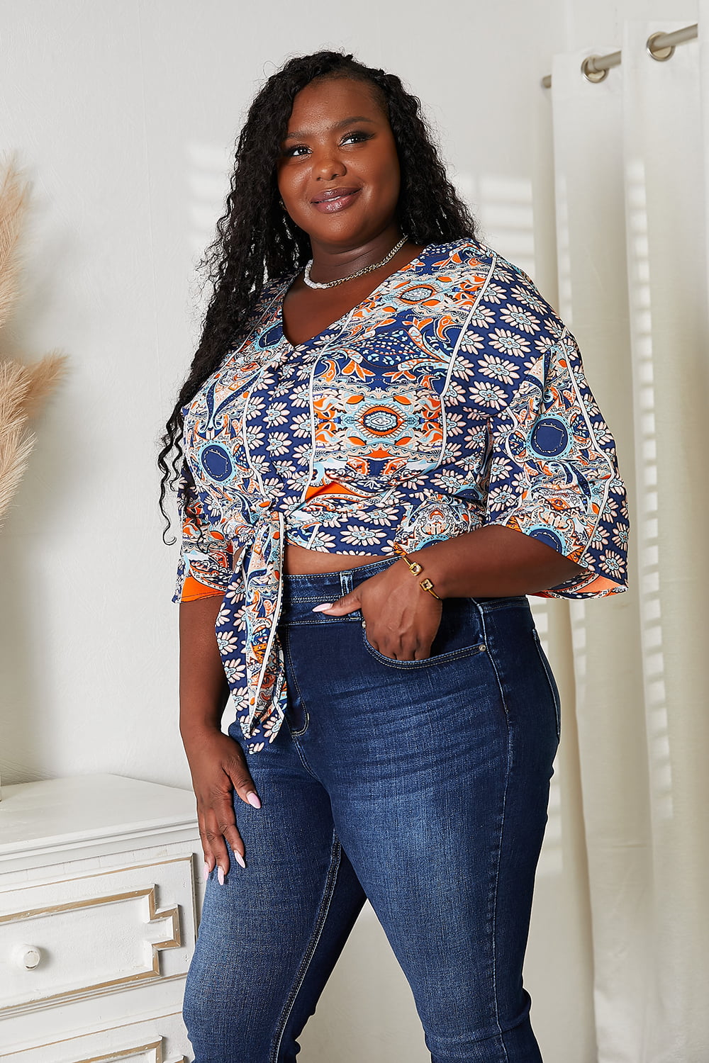 *APP EXCLUSIVE* Tie Hem V-Neck Three-Quarter Sleeve Blouse