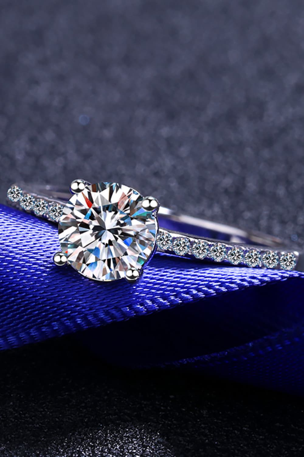 *APP EXCLUSIVE* 1 Carat Moissanite Rhodium-Plated Side Stone Ring