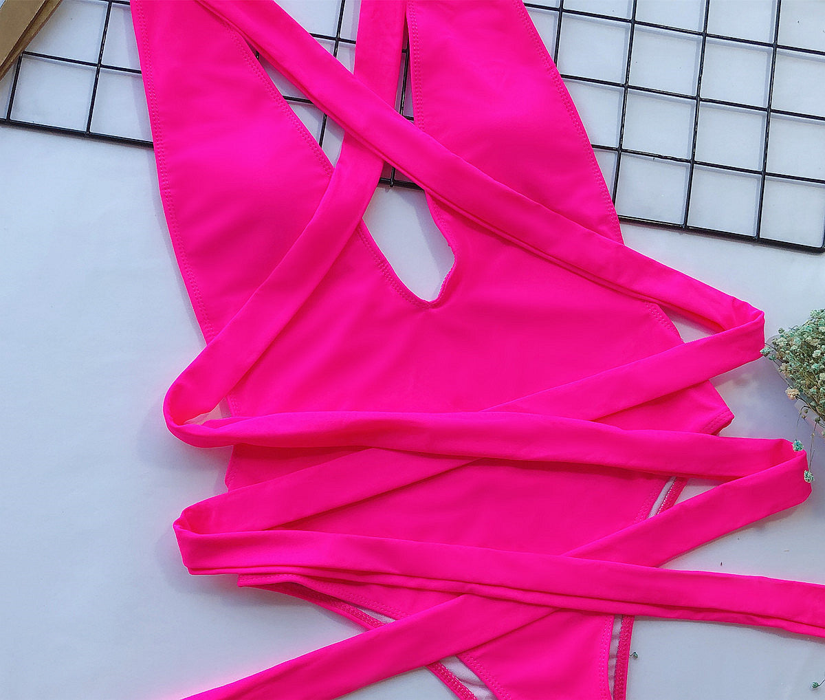 *APP EXCLUSIVE* Halter Neck Deep V One-Piece Swimsuit