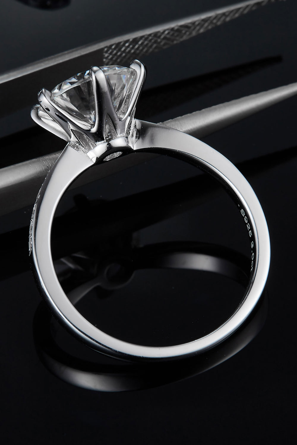 * APP EXCLUSIVE* 3.14 Carat Moissanite Side Stone Ring