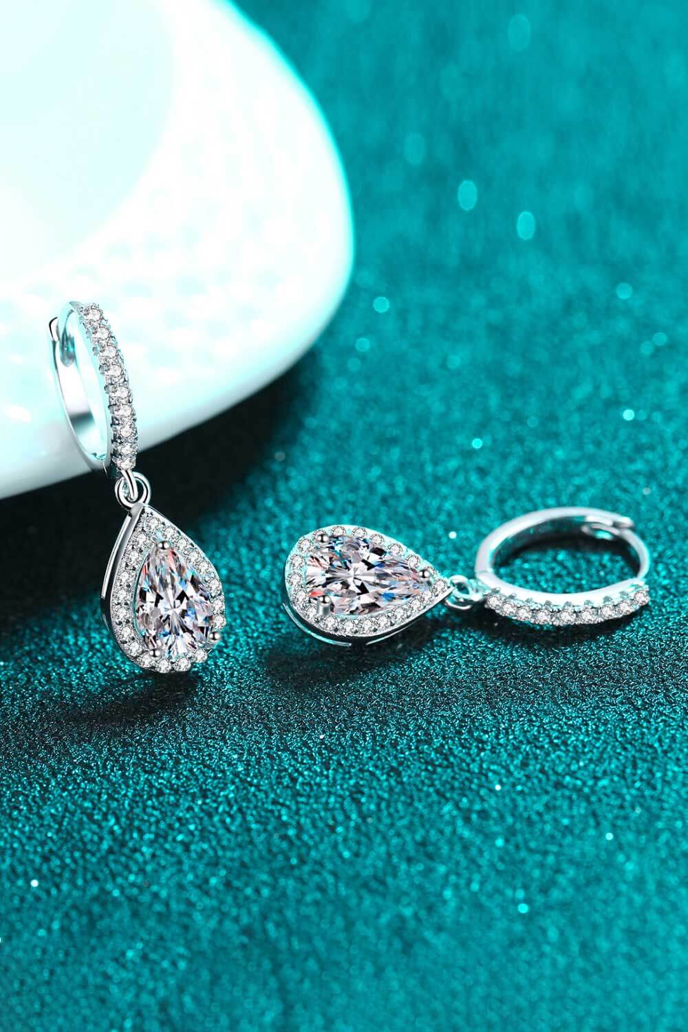 *APP EXCLUSIVE* Moissanite Teardrop Earrings