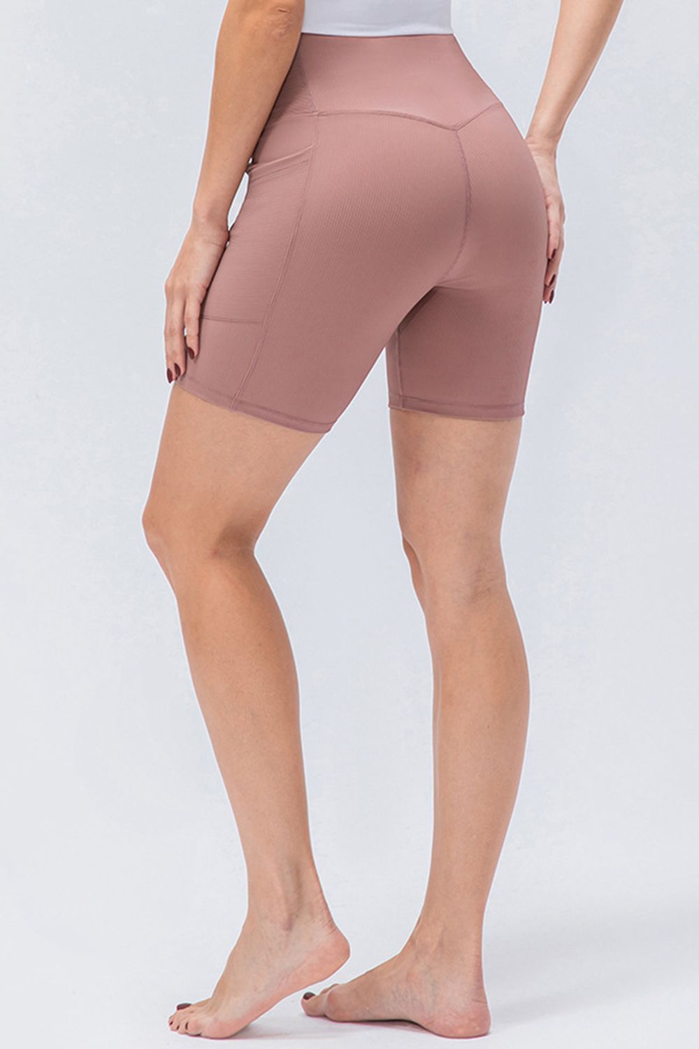 *APP EXCLUSIVE* Slim Fit V-Waistband Sports Shorts