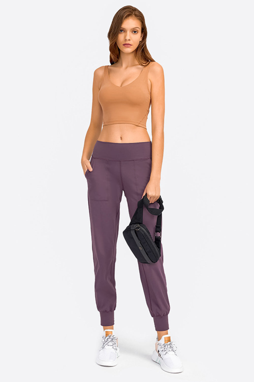 *APP EXCLUSIVE* Deep Vneck Crop Sports Bra
