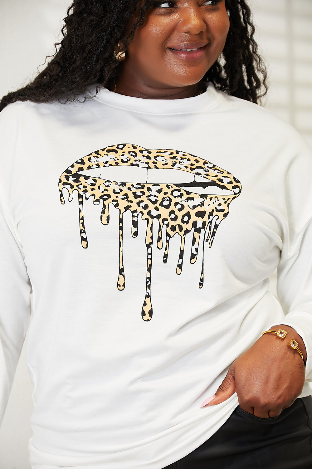 *APP EXCLUSIVE*Leopard Lips Sweatshirt