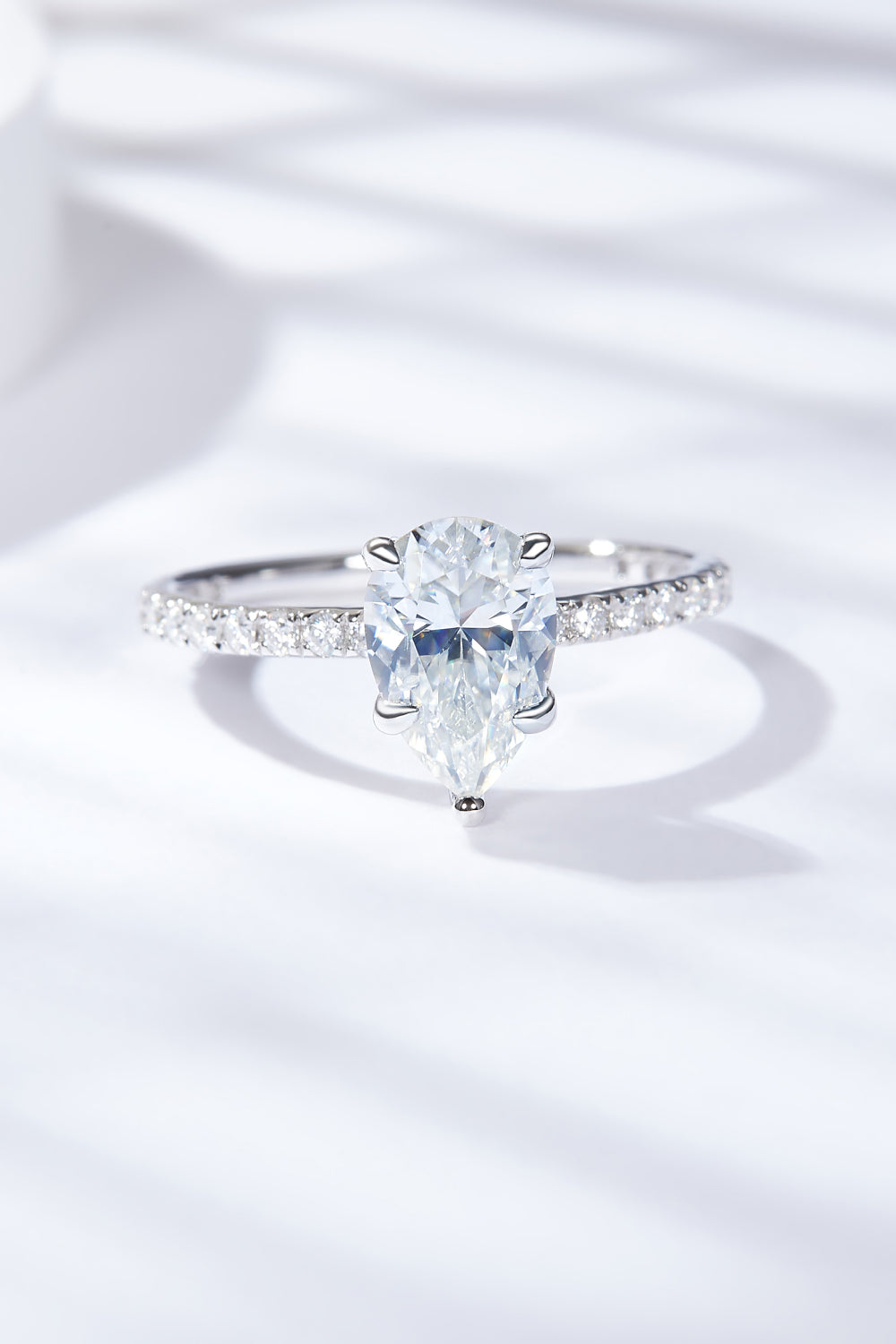 *APP EXCLUSIVE* 1.8 Carat Moissanite Side Stone Ring