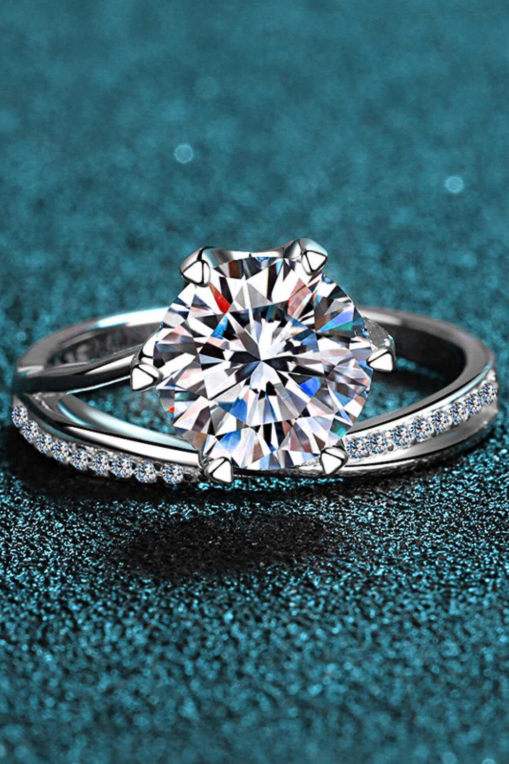 *APP EXCLUSIVE* 3 Carat Moissanite 6-Prong Ring