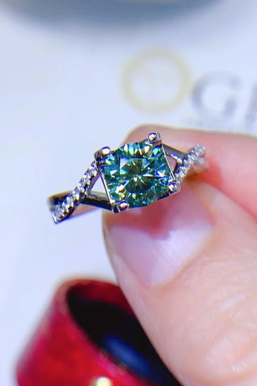 *APP EXCLUSIVE* 1 Carat Moissanite 925 Sterling Silver Ring