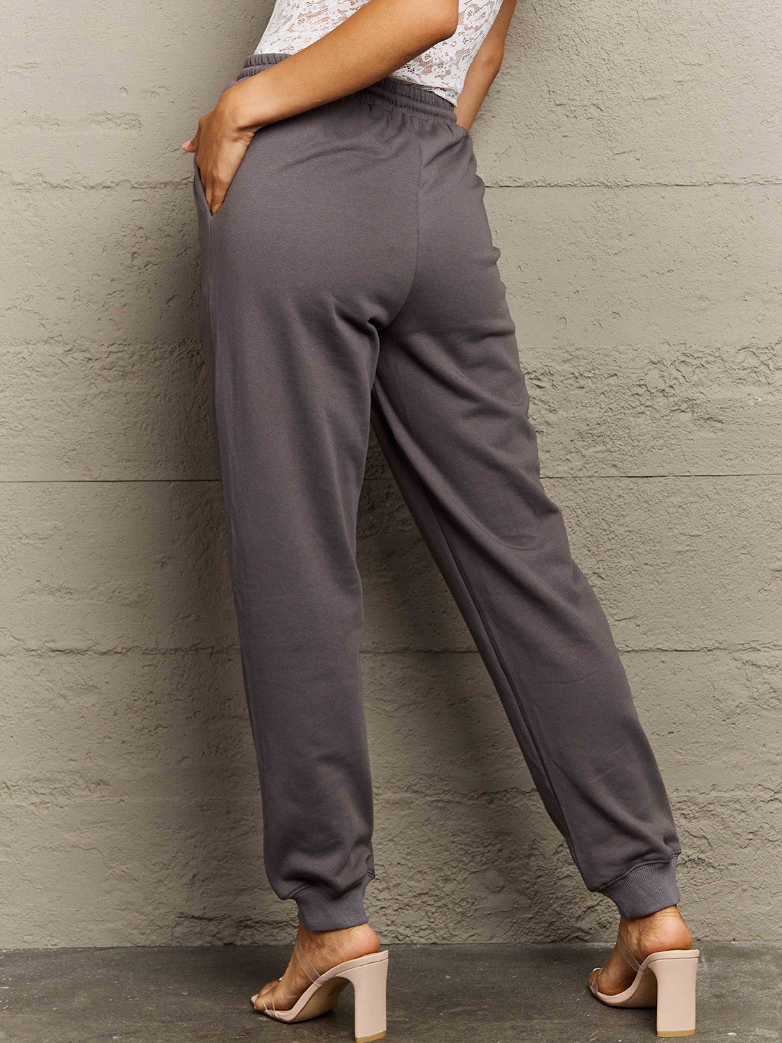 *APP EXCLUSIVE* Solid Drawstring Joggers