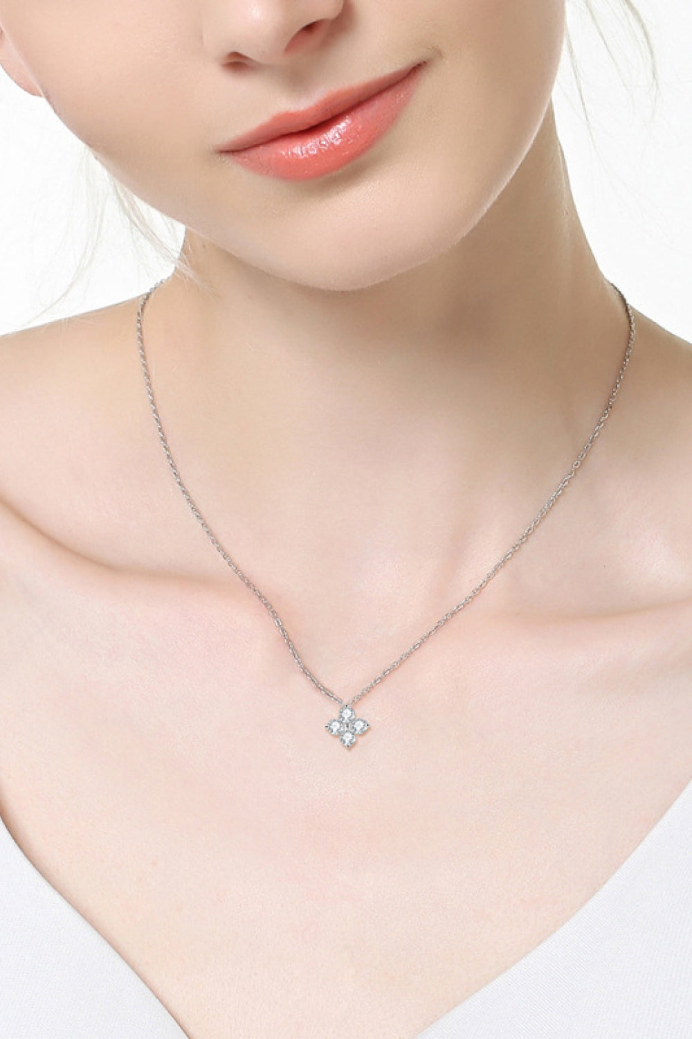 * APP EXCLUSIVE* Moissanite Four Leaf Clover Pendant Necklace