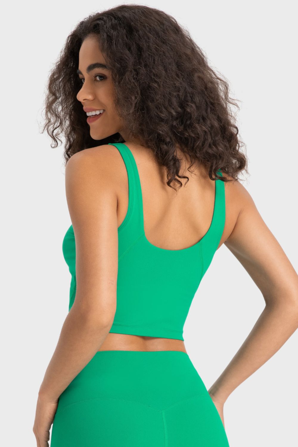 *APP EXCLUSIVE* Deep Vneck Crop Sports Bra