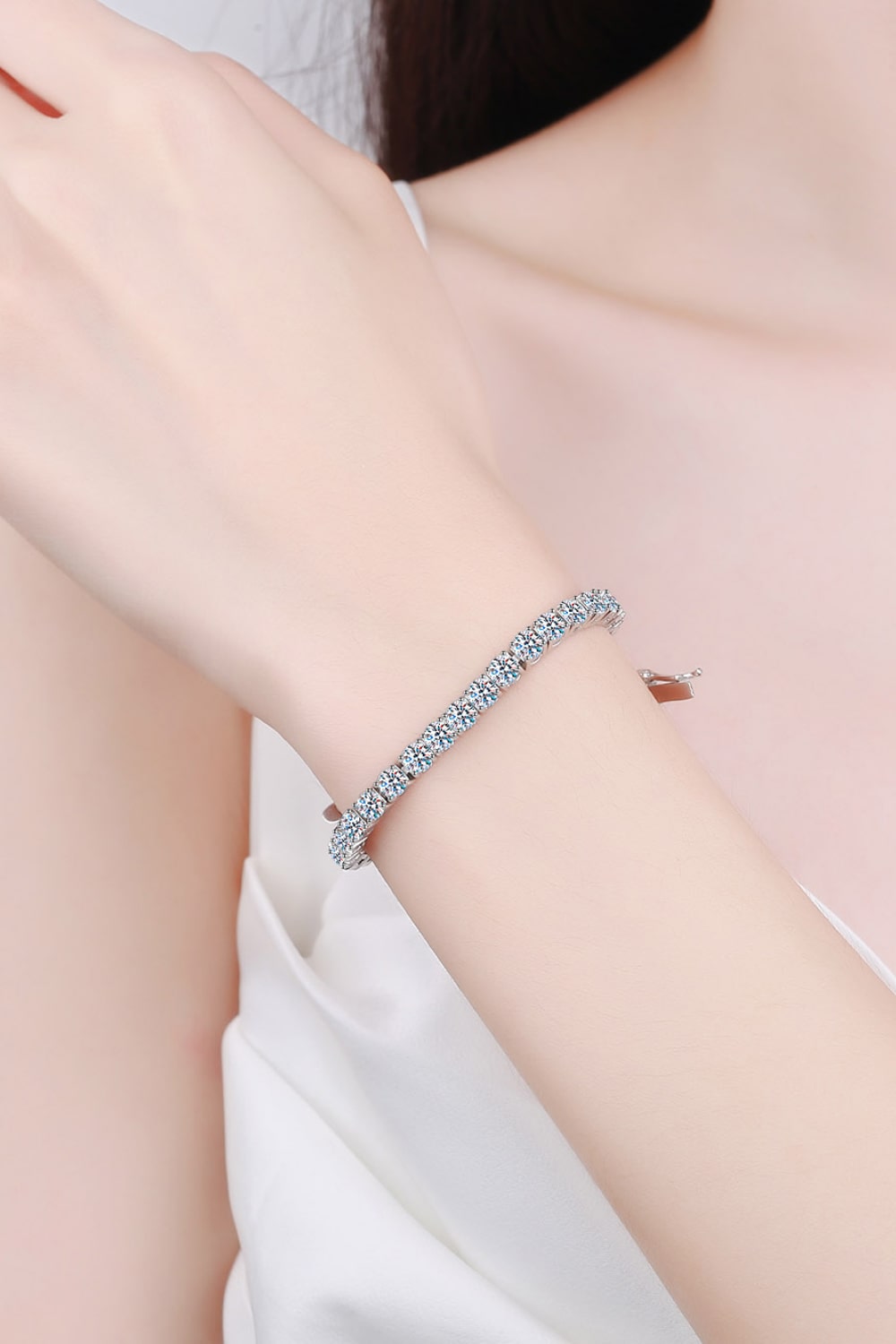 *APP EXCLUSIVE* Moissanite Bracelet