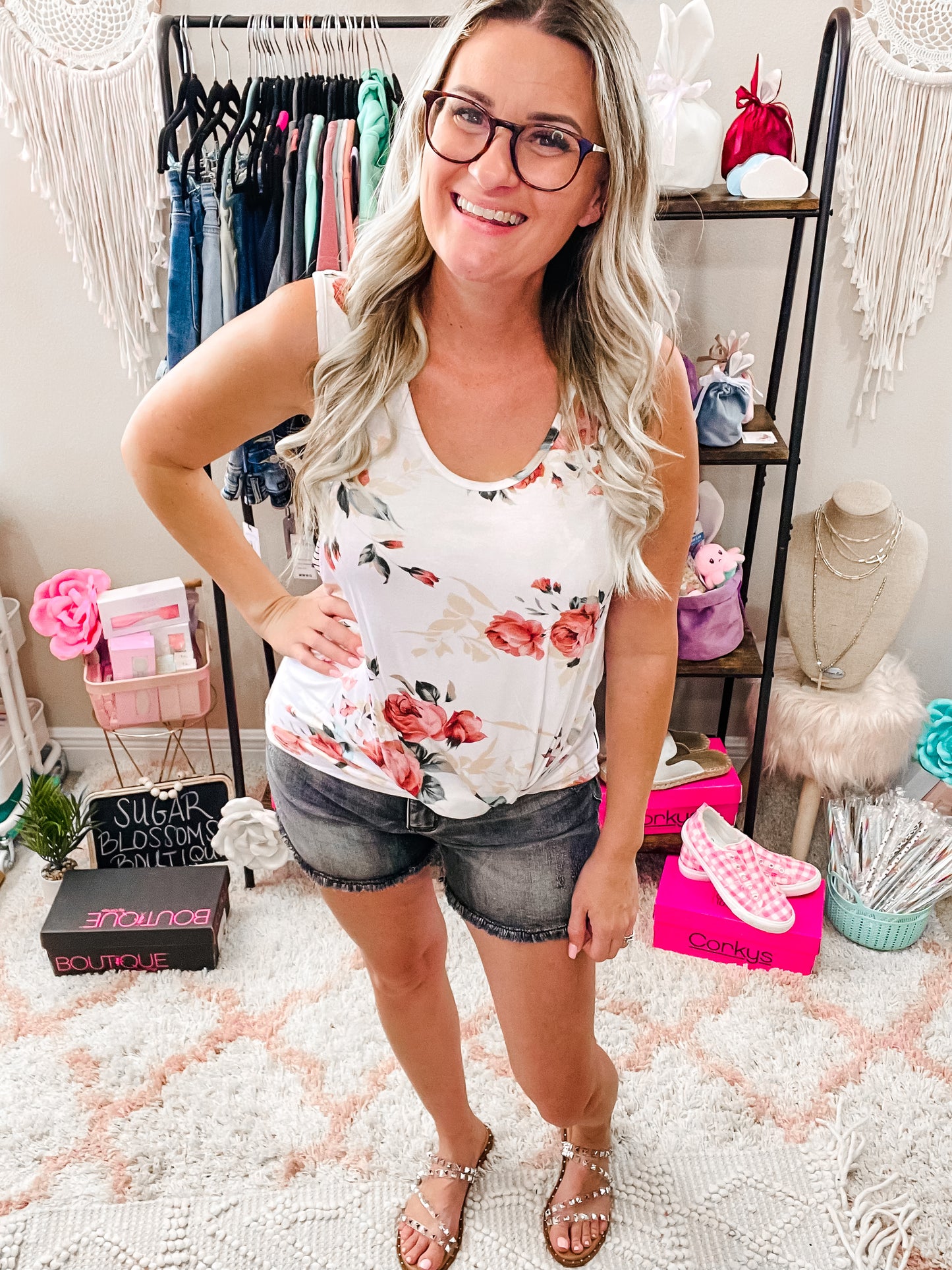 Floral Button Back Top