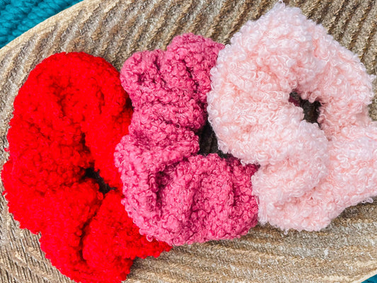 Love Scrunchie Set