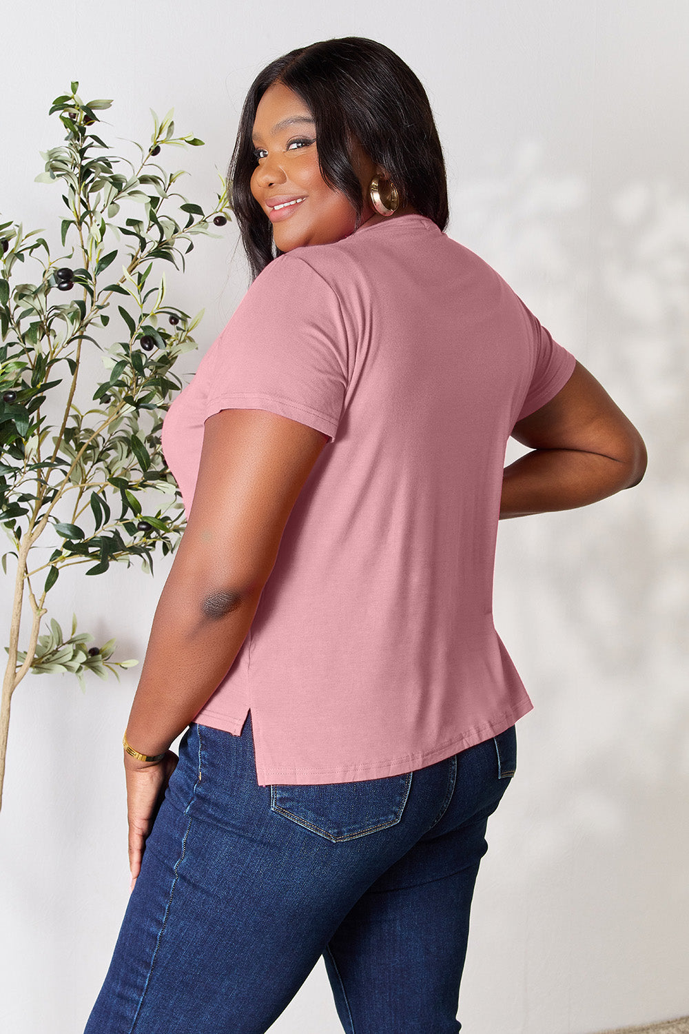Round Neck Short Sleeve TShirt