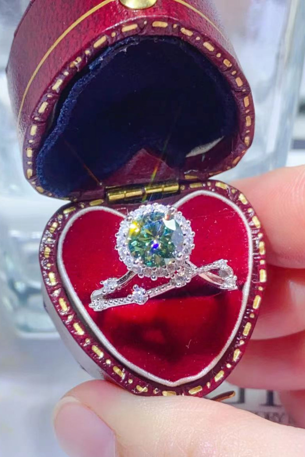 *APP EXCLUSIVE* 1 Carat Moissanite Platinum-Plated Ring