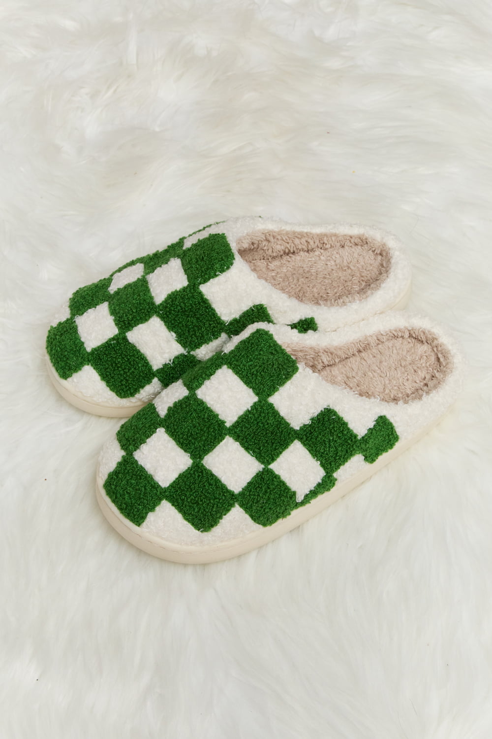 *APP EXCLUSIVE* Checkered Print Plush Slide Slippers