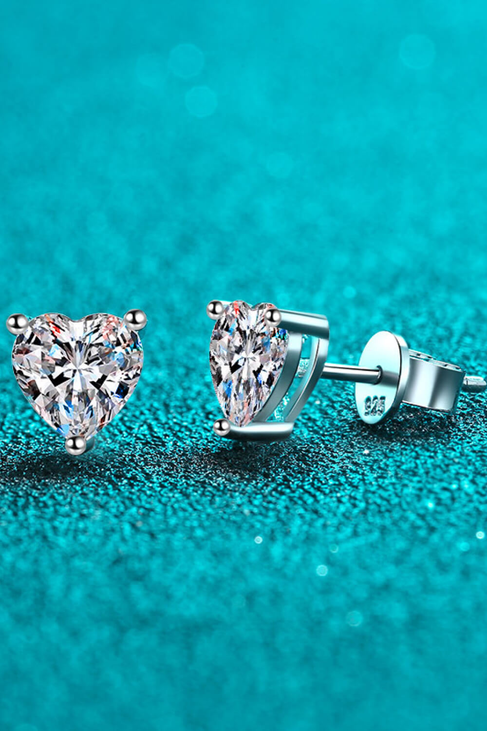*APP EXCLUSIVE* 2 Carat Moissanite Heart-Shaped Stud Earrings