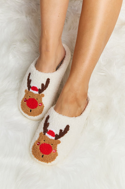 *APP EXCLUSIVE* Rudolph Plush Slide Slippers