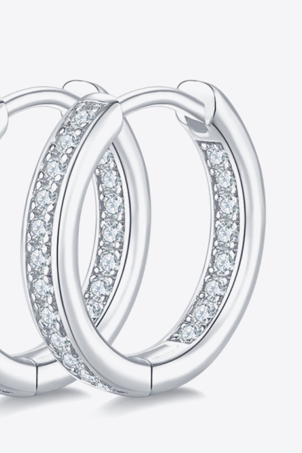 *APP EXCLUSIVE* Moissanite 925 Sterling Silver Huggie Earrings