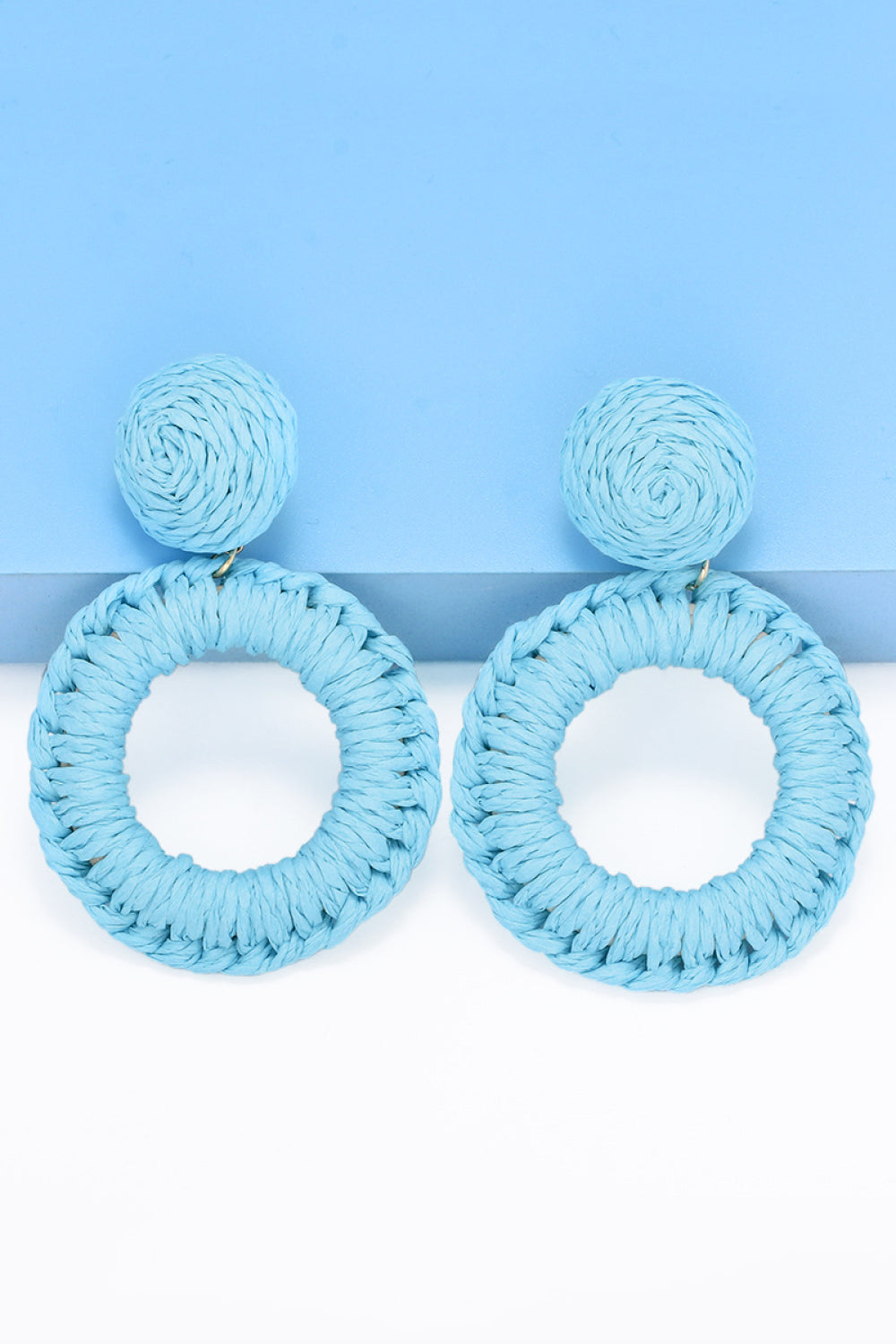 *APP EXCLUSIVE* Round Shape Raffia Grass Dangle Earrings