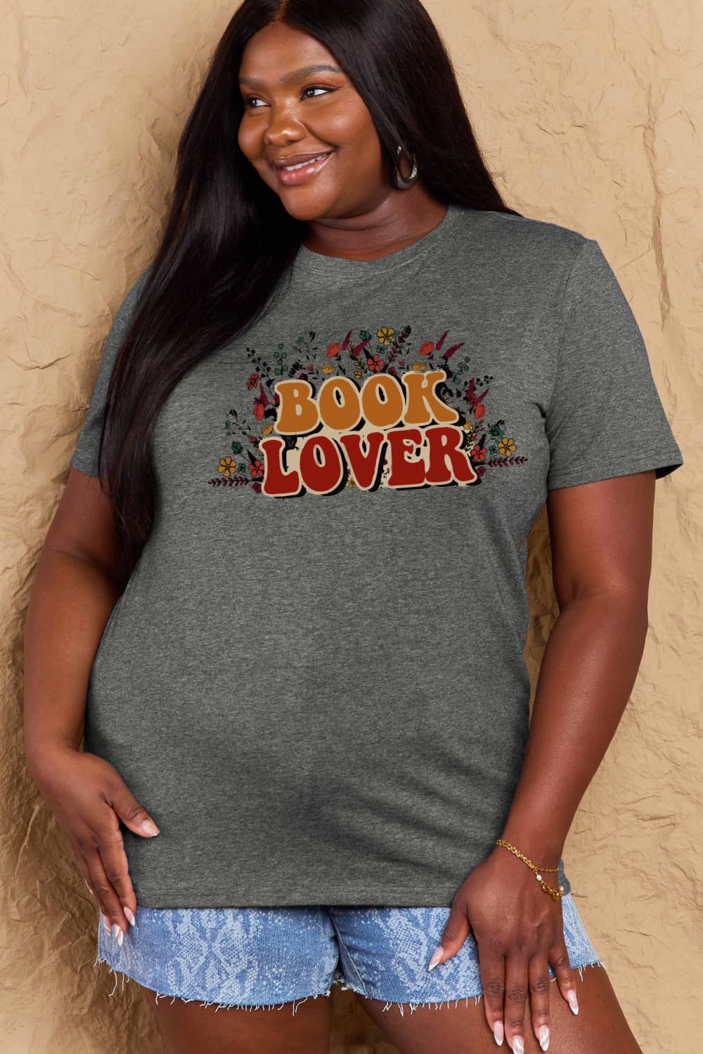 *APP EXCLUSIVE* BOOK LOVER Graphic Cotton Tee