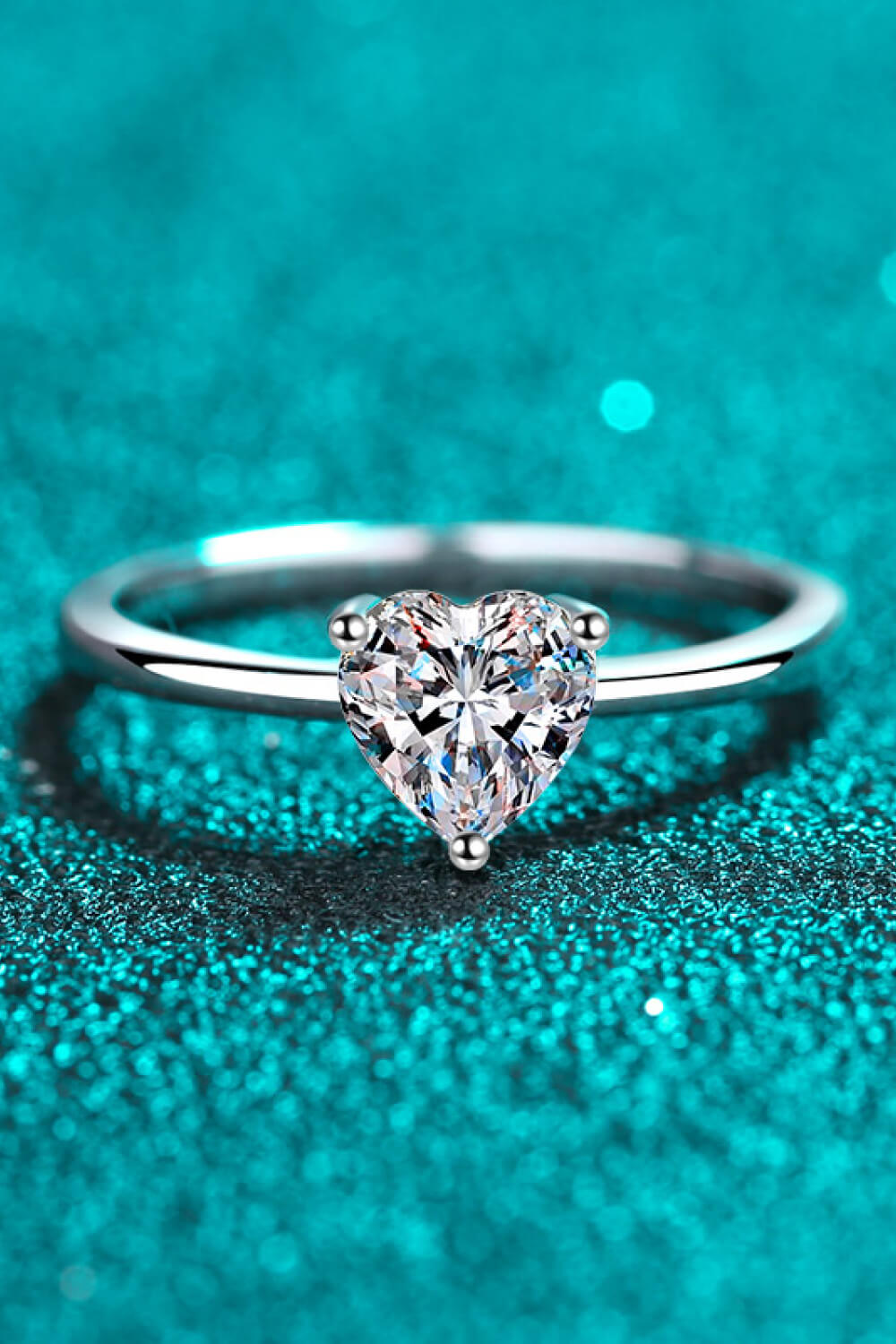 *APP EXCLUSIVE* 925 Sterling Silver Heart-Shaped Moissanite Solitaire Ring