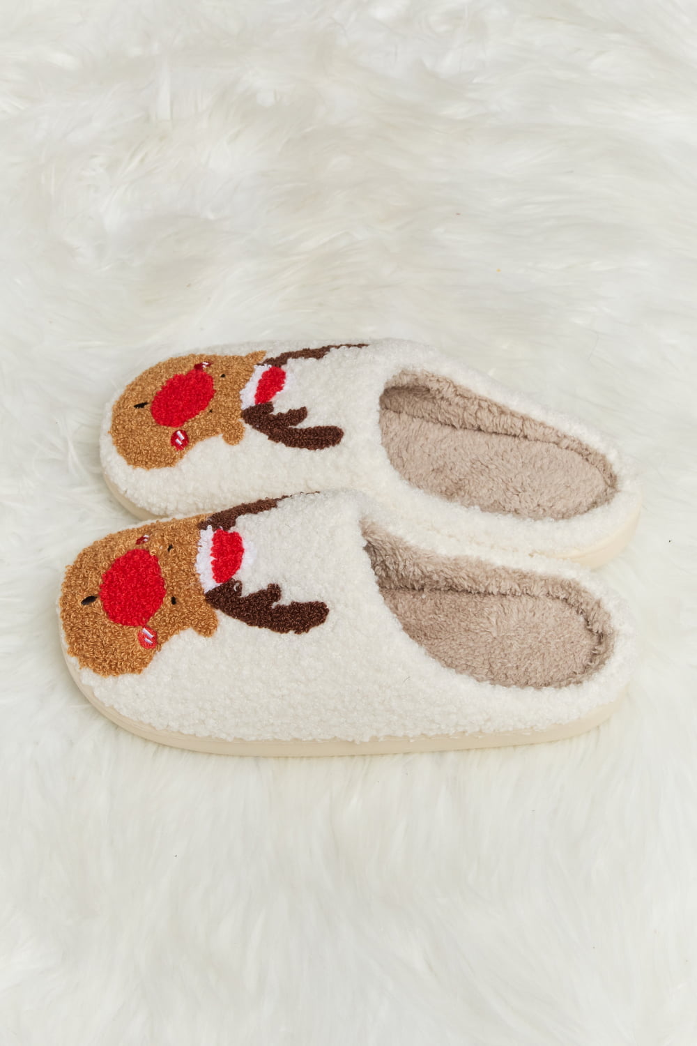 *APP EXCLUSIVE* Rudolph Plush Slide Slippers