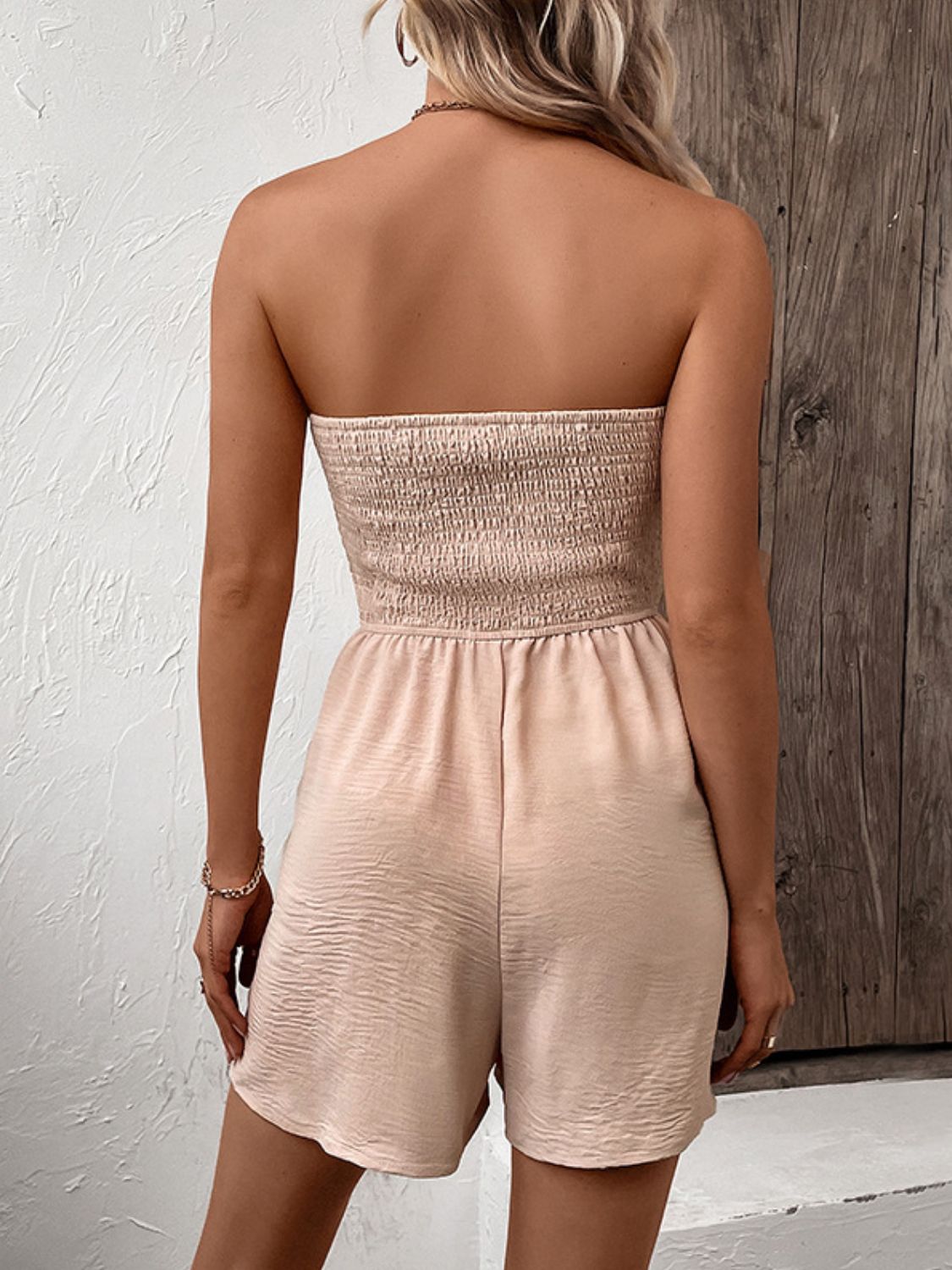 *APP EXCLUSIVE* Smocked Strapless Romper