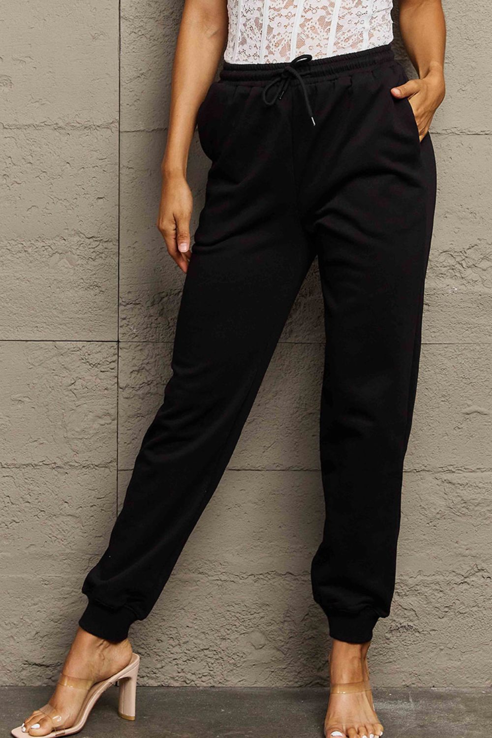 *APP EXCLUSIVE* Solid Drawstring Joggers