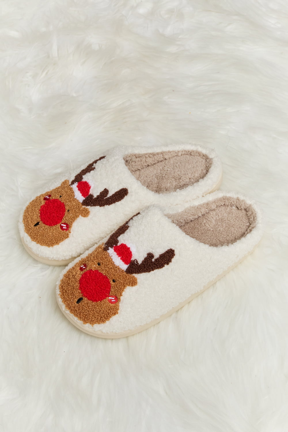 *APP EXCLUSIVE* Rudolph Plush Slide Slippers