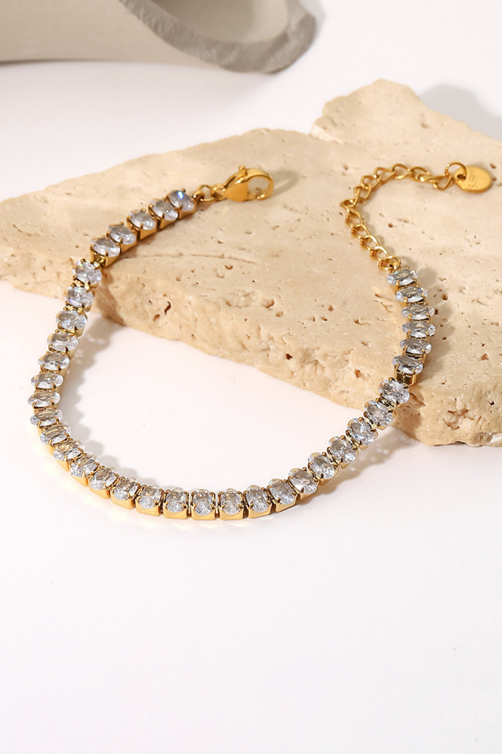 *App Exclusive* 18K Gold Plated Bracelet