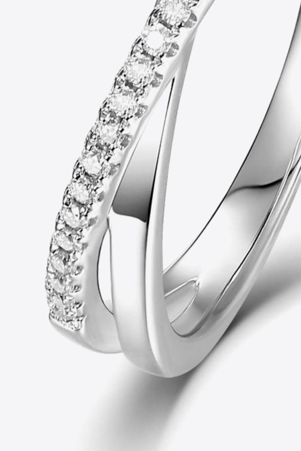 *APP EXCLUSIVE* Moissanite Crisscross 925 Sterling Silver Ring