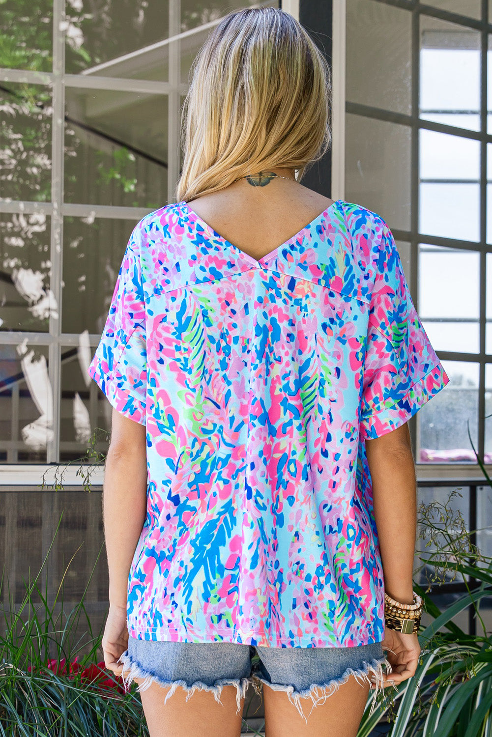 *APP EXCLUSIVE* The Lily Vneck Tee Shirt