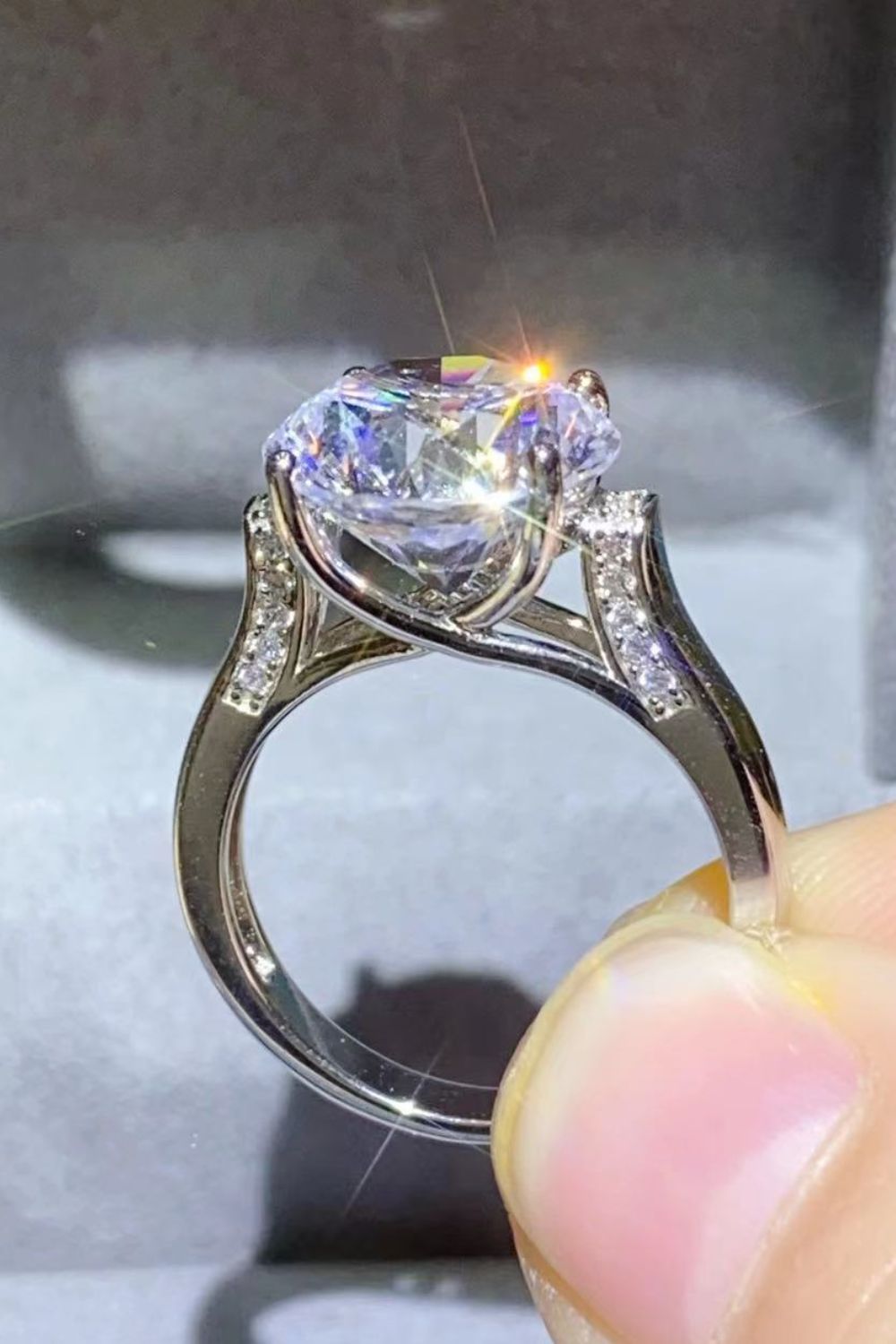 *APP EXCLUSIVE* 5 Carat Moissanite Platinum-Plated Ring
