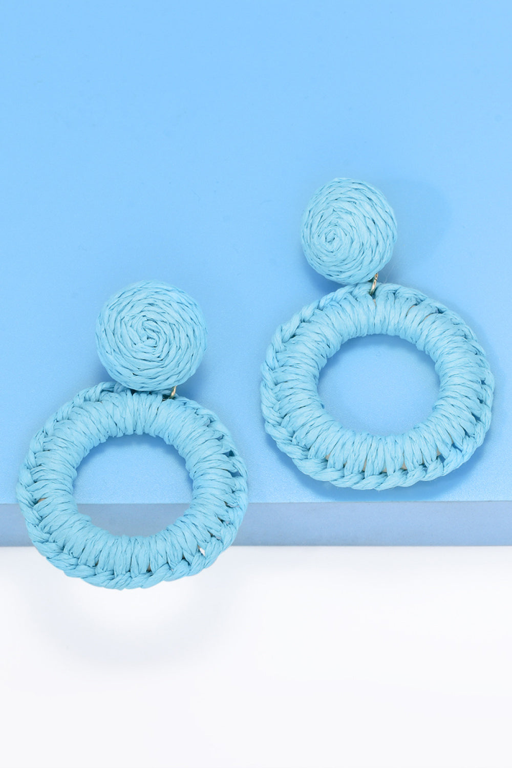 *APP EXCLUSIVE* Round Shape Raffia Grass Dangle Earrings